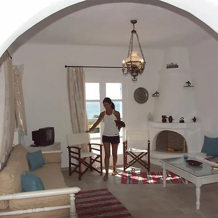 Karades Medusa Plaka (Naxos)